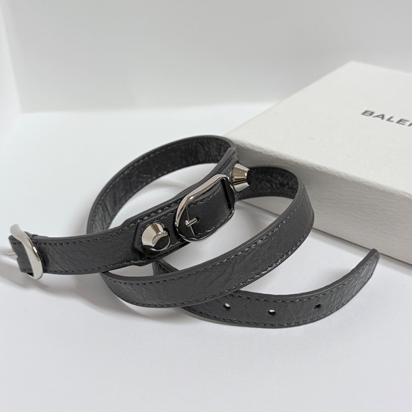 BALENCIAGA Arena Classic Triple Tour Bracelet NWT - Picture 6 of 7